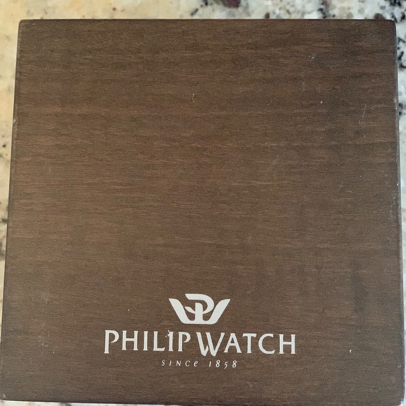 Phillip Watch - Picture 3 of 3
